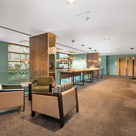 Axis Porto Business & Spa Hotel-2
